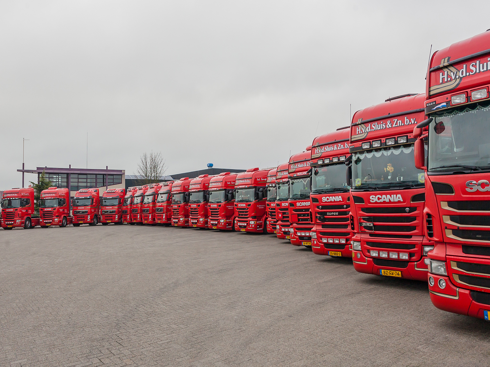 Vrachtwagen uit het wagenpark van Van der Sluis Transport
